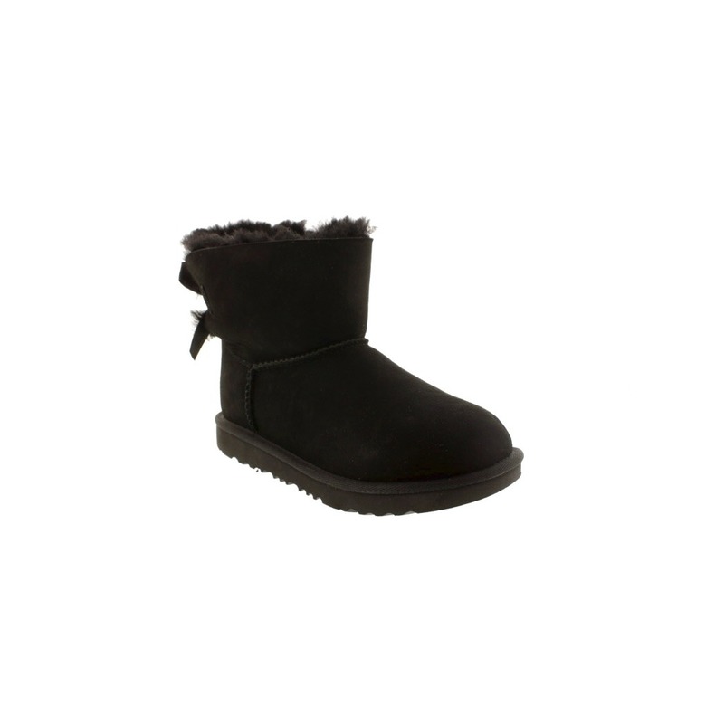 Ugg boots black 2