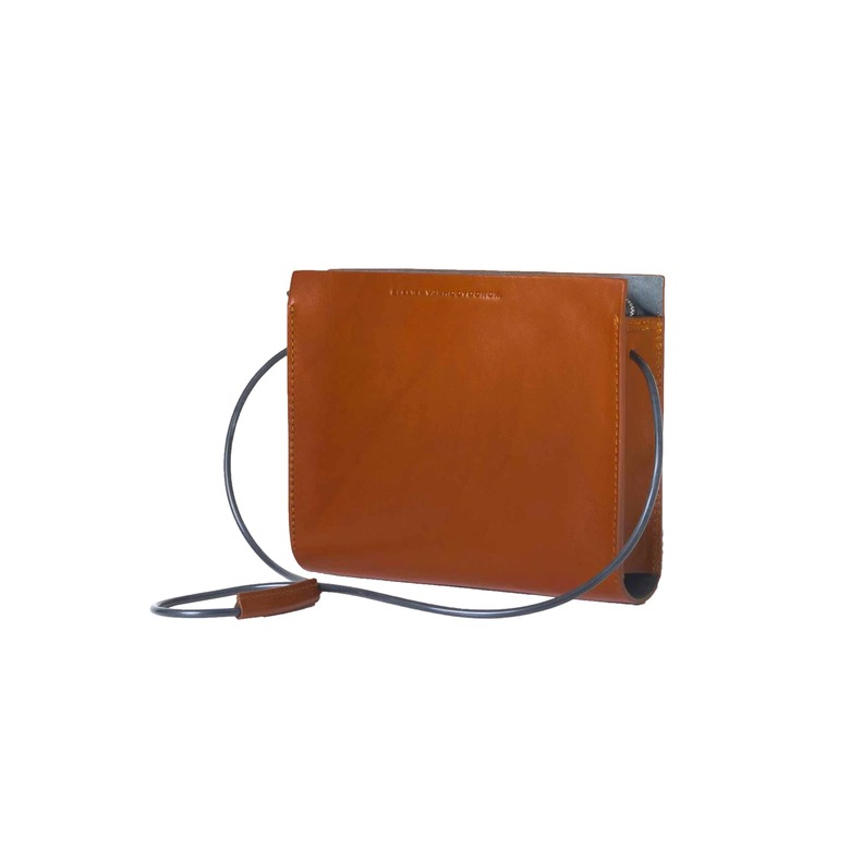 Evelien Vanhooydonck crossbody cognac 2