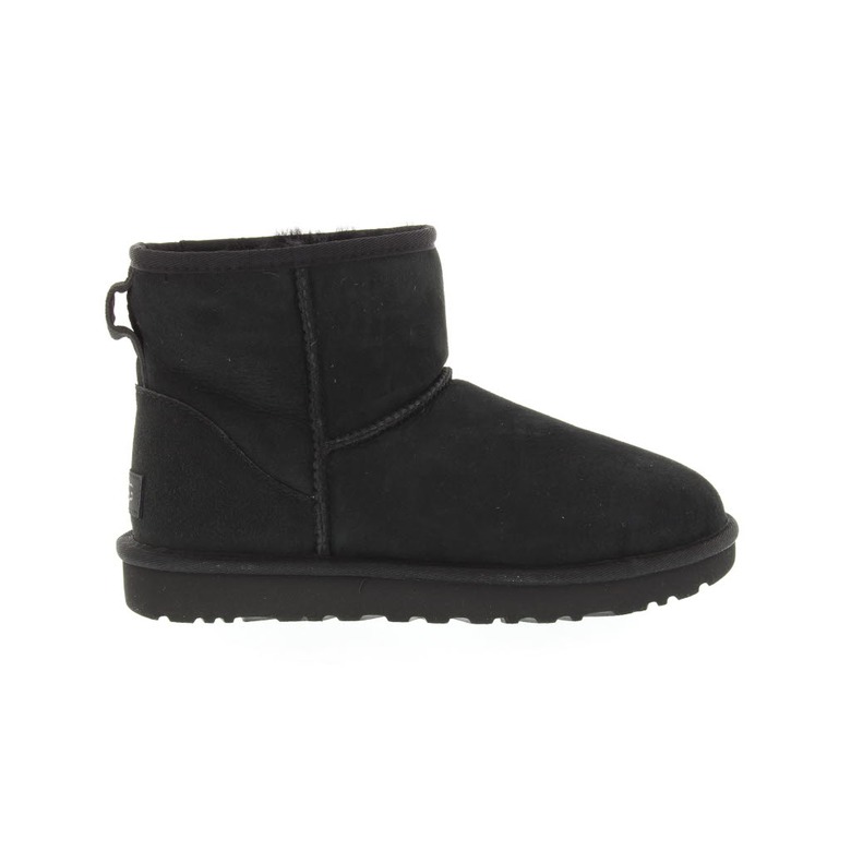 Ugg ankle boots black