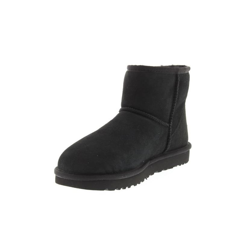 Ugg ankle boots black 3