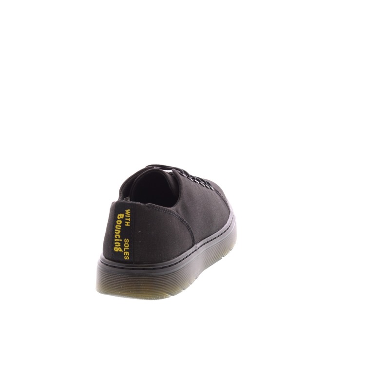 Dr Martens chaussures basses noir 4