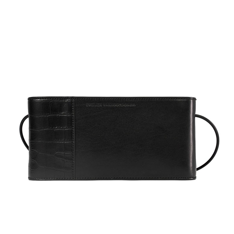 Evelien Vanhooydonck sac porté épaule noir