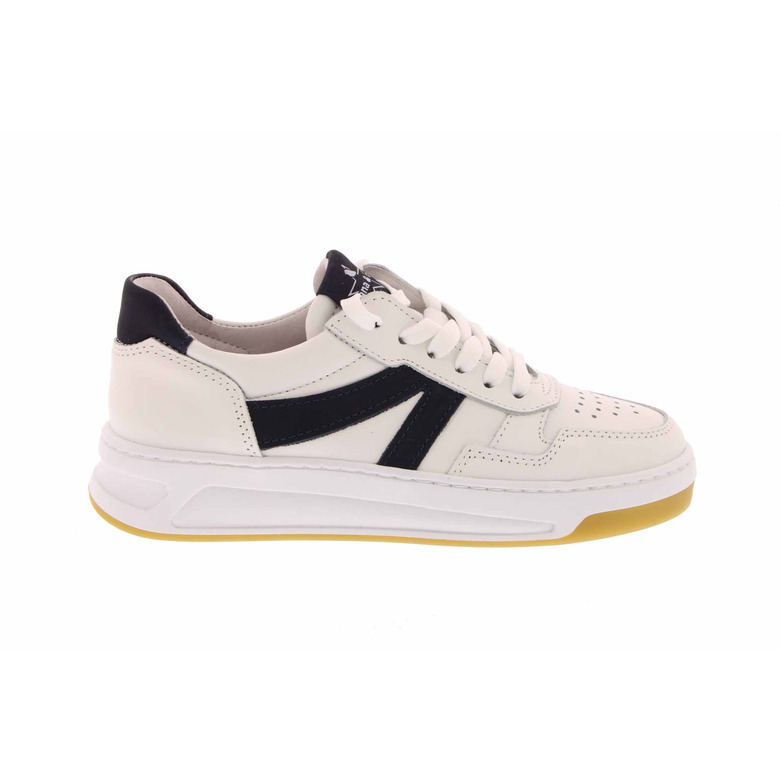 Bana & Co low shoes white
