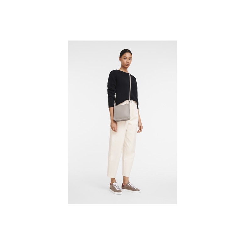 Longchamp crossbody taupe 2