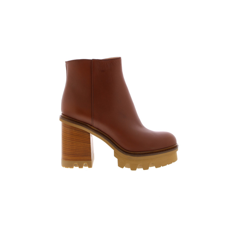Agl ankle boots cognac 1