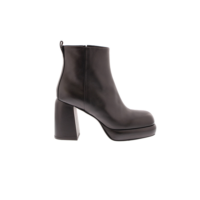 Laura Bellariva ankle boots black 1