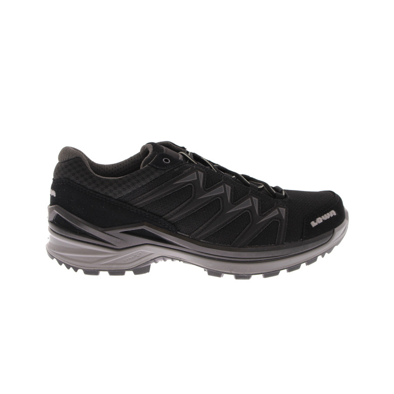 Lowa sports shoes black