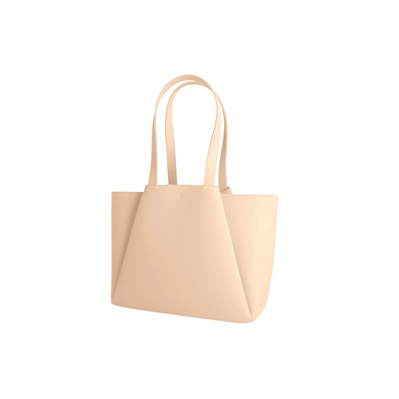 Kaai shopper nude