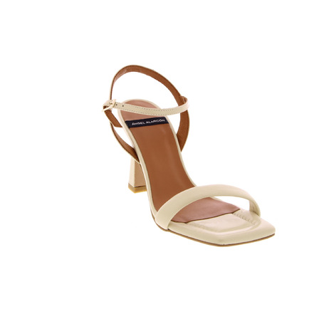 Angel Alarcon sandalen ecru