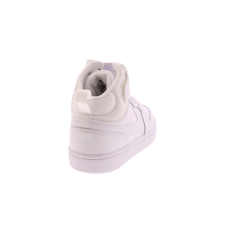 Nike sneakers wit 4
