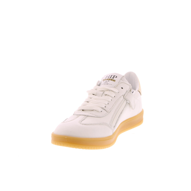 Hip low shoes white 3