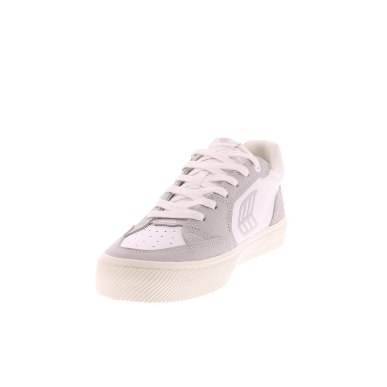 Cariuma sneakers white 3