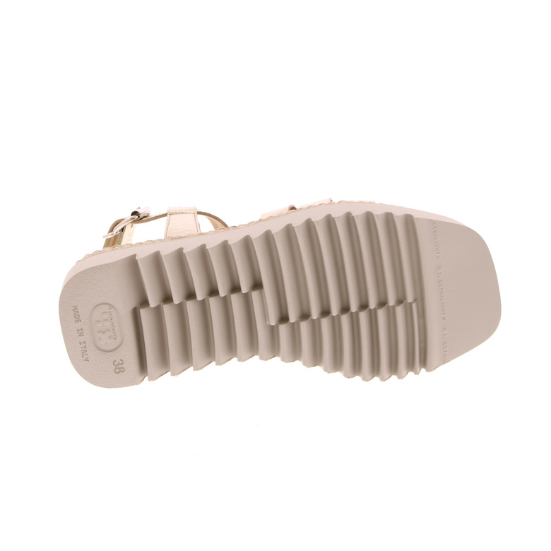 Laura Bellariva sandalen goud 5