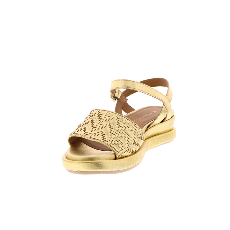 Altraofficina sandalen goud 3