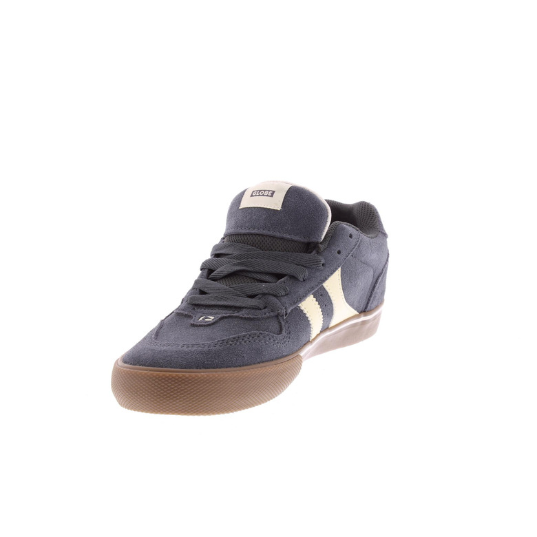 Globe sneakers --- 3