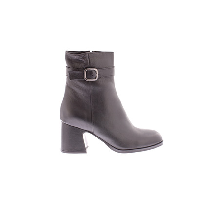 Atelier 04 ankle boots black