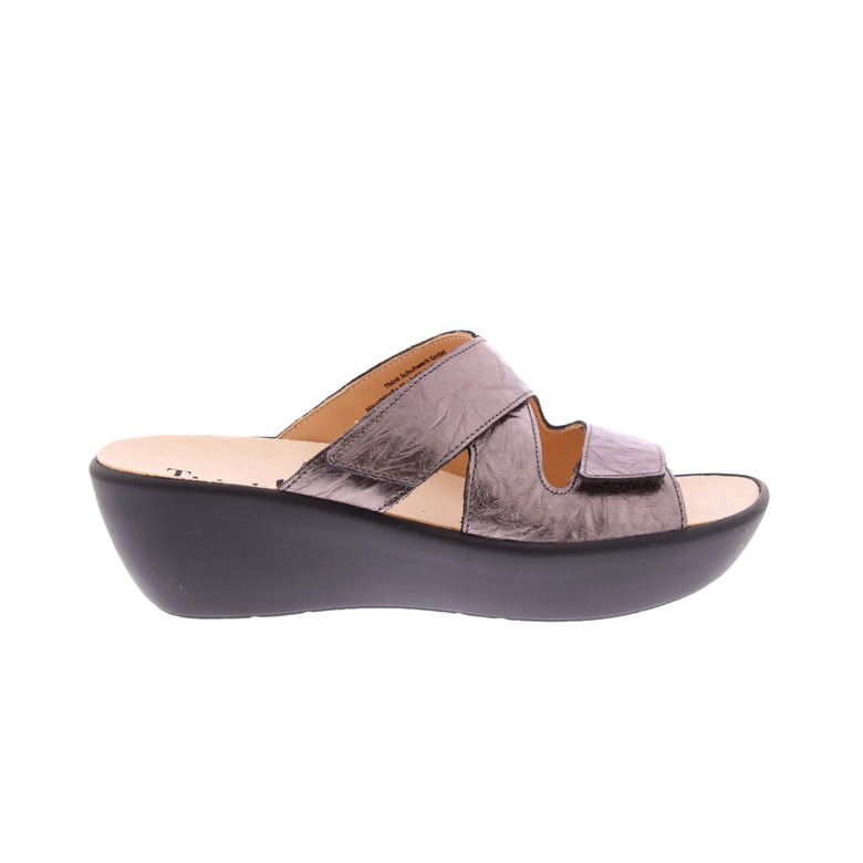 Think! thong slippers bronze 1