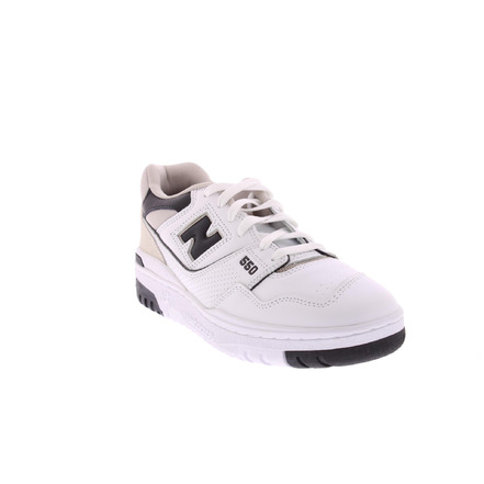New Balance sneakers wit