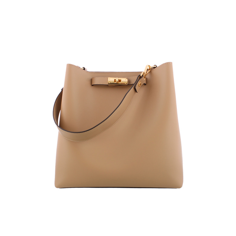 Carol J. handbag ---