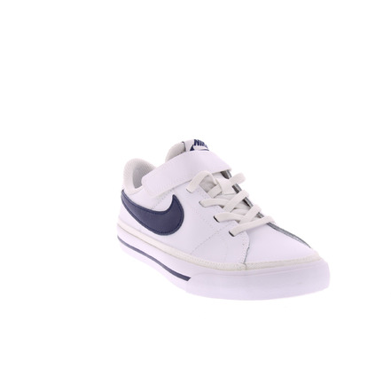 Nike sneakers wit