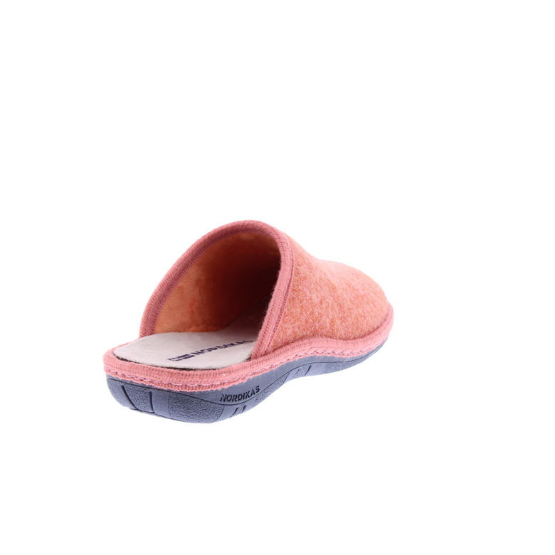 Nordika's pantoufles rose 4