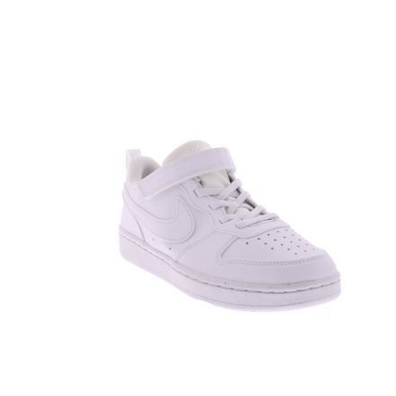 Nike sneakers wit