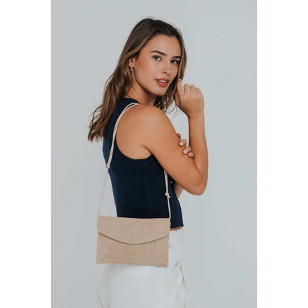 Ann Kurz crossbody lightbrown