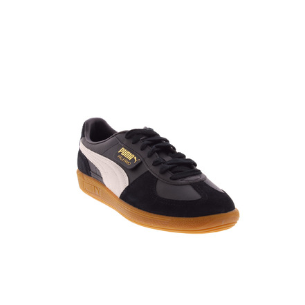 Puma sneakers black
