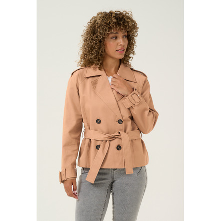 Cream blazer camel
