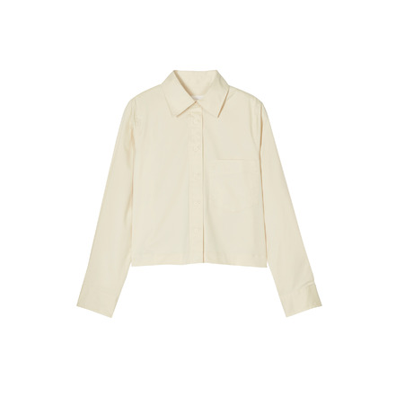 Closed blouse wit