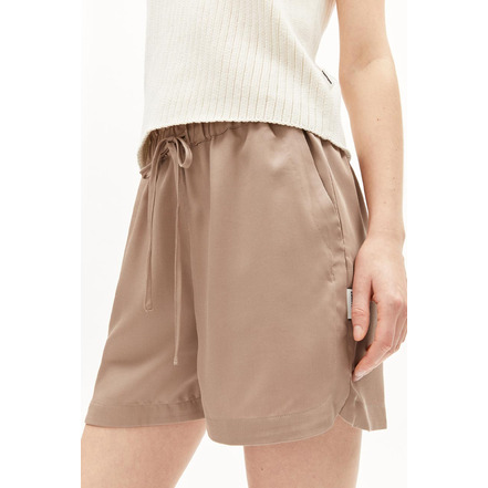 Armed Angels short beige