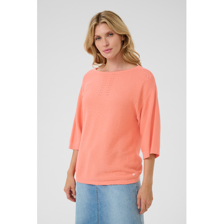 Cream sweater pink
