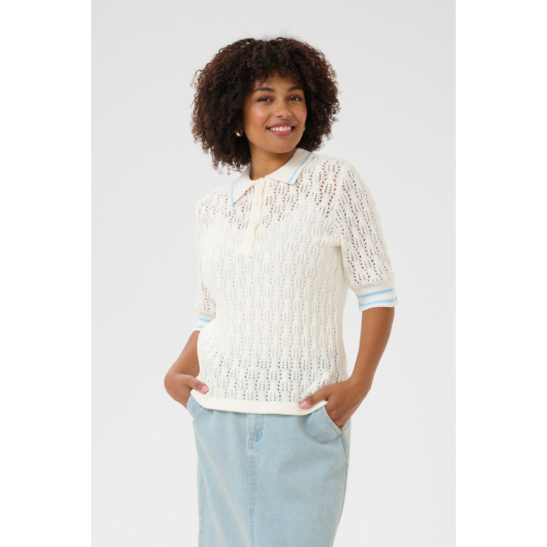 Cream sweater white 2