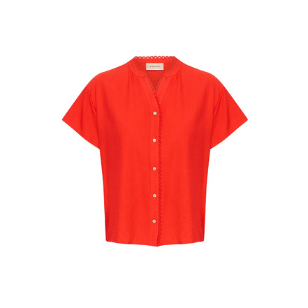 Cream blouse rood
