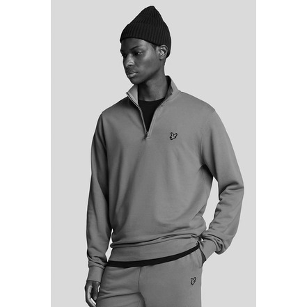 Lyle & Scott sweater ---