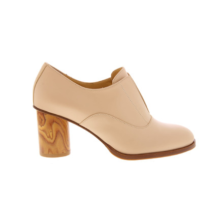 Atelier Content low shoes ecru