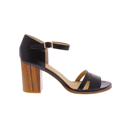 Atelier Content sandals black