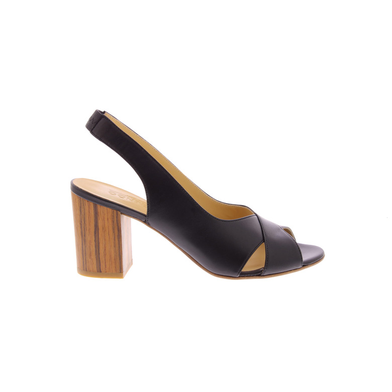 Atelier Content sandals black