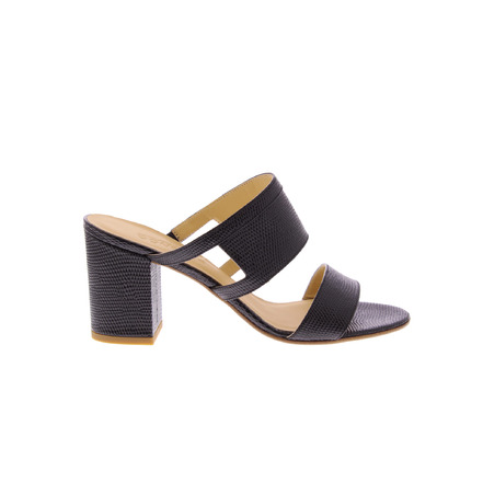 Atelier Content sandals black