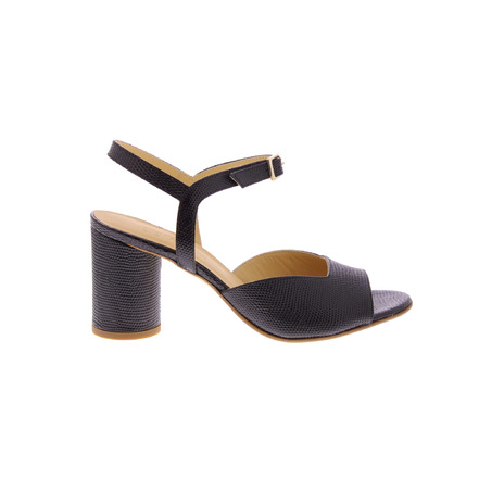 Atelier Content sandals black