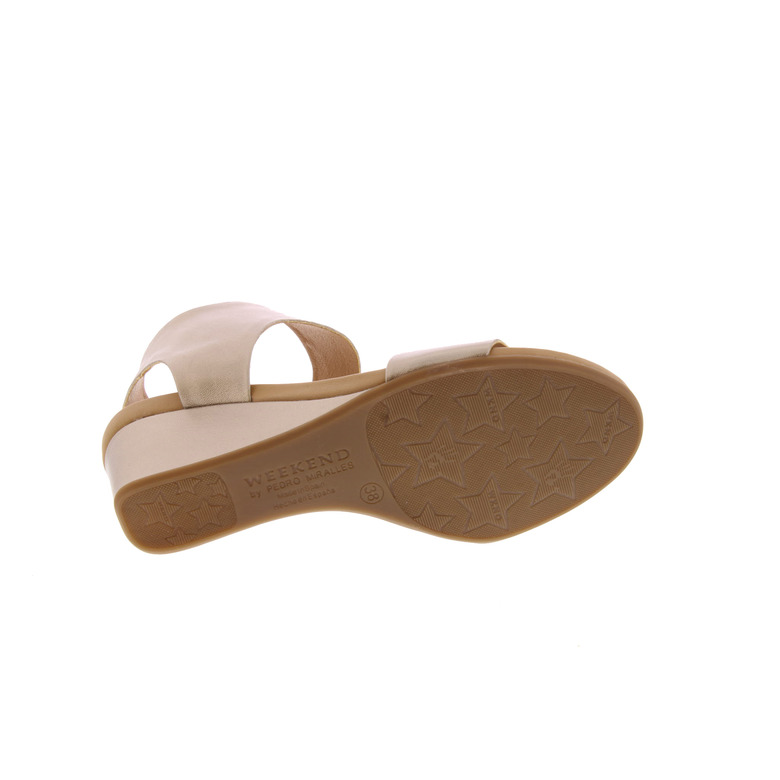 Weekend sandals gold 5