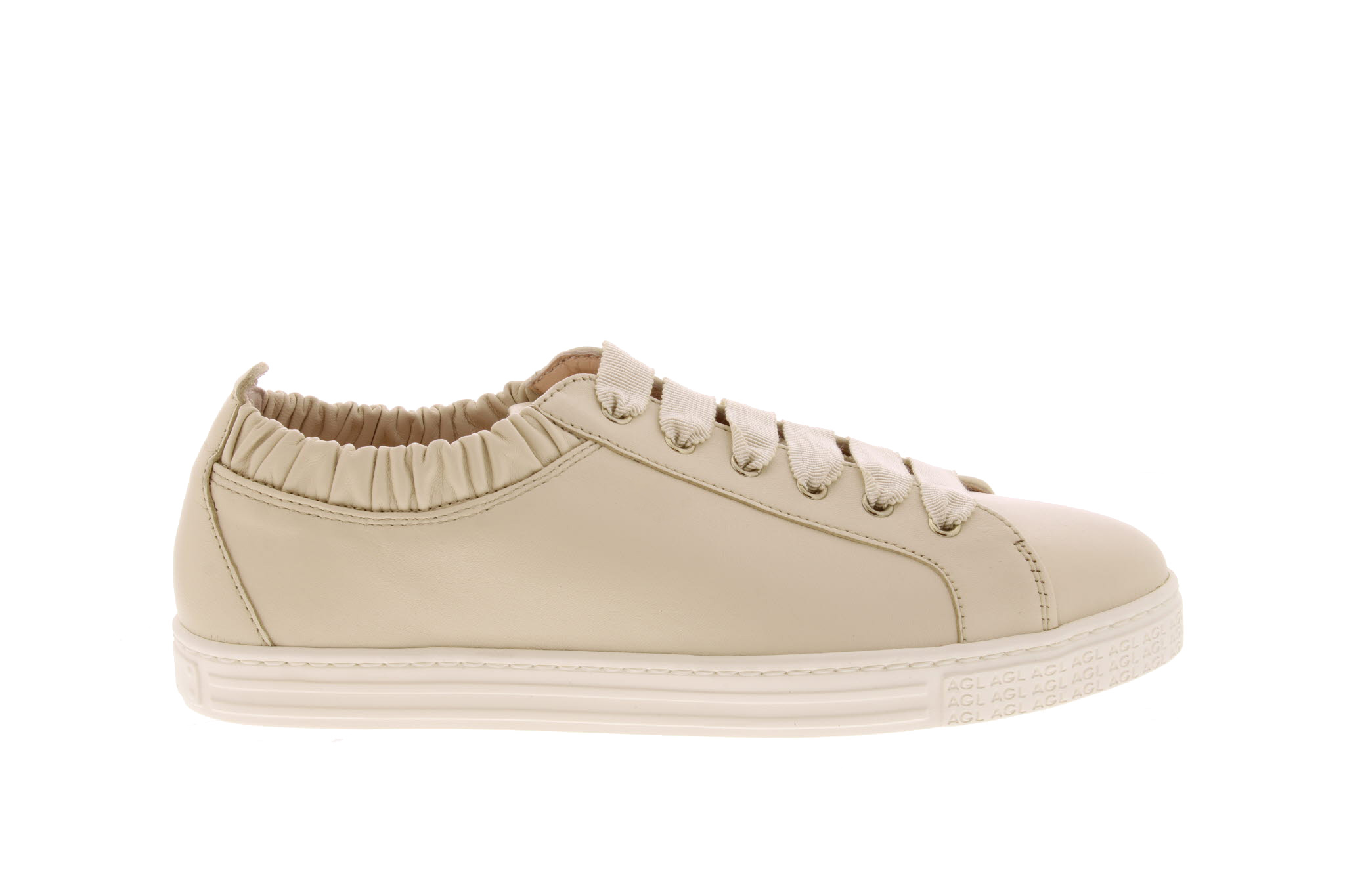Sneakers Agl Ecru SUZIE Free delivery Carmi shoes and