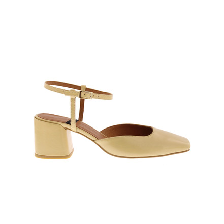 Angel Alarcon pumps lightbrown