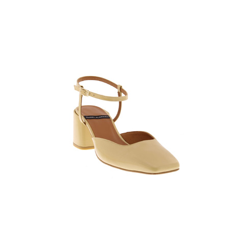 Angel Alarcon pumps lightbrown