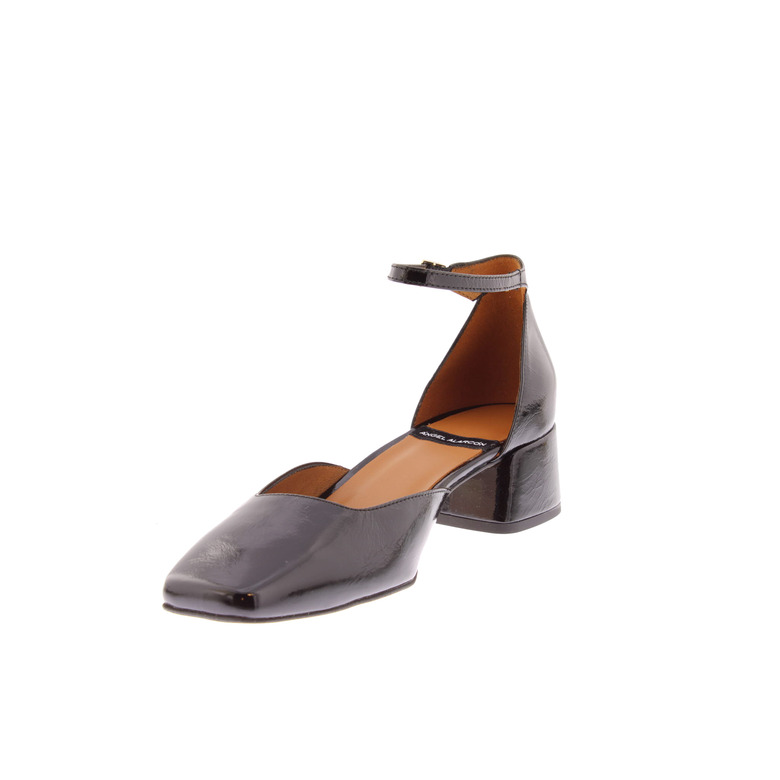 Angel Alarcon pumps black 3