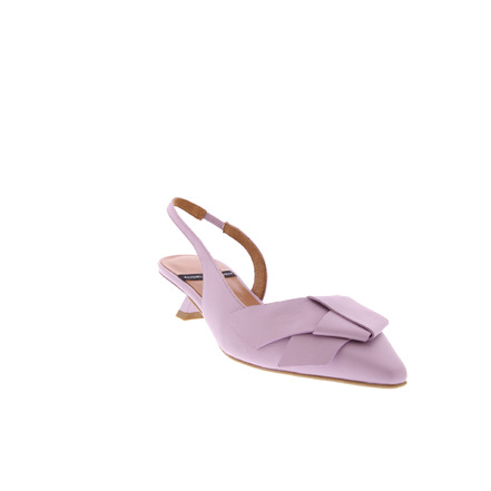 Angel Alarcon pumps violet