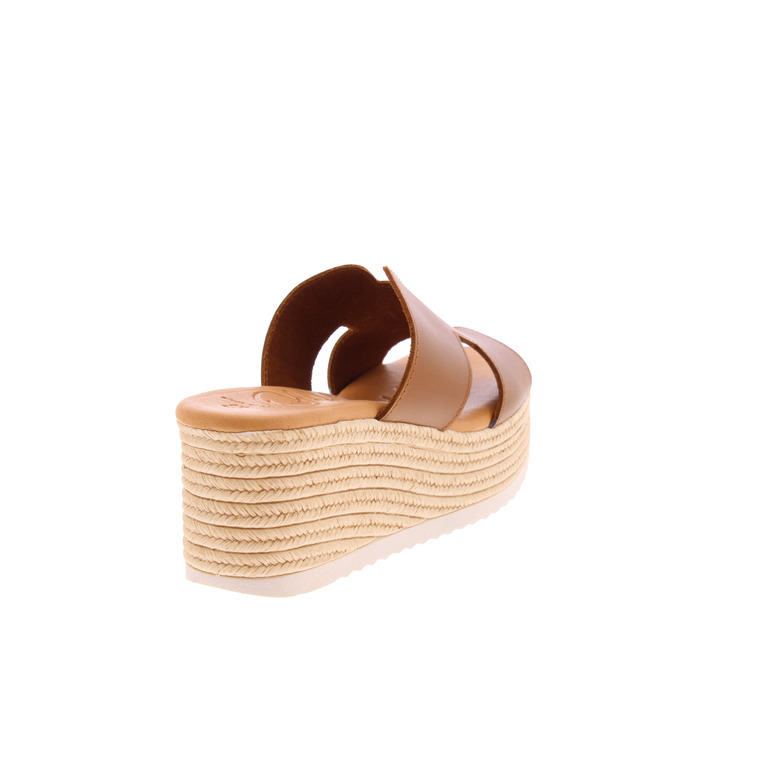 Oh My Sandals thong slippers camel 4