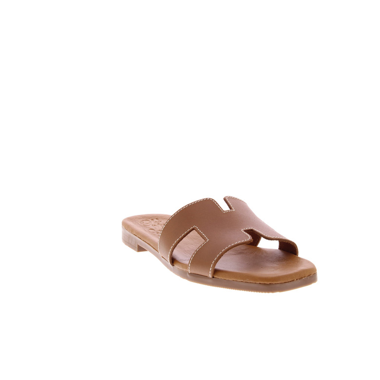 Oh My Sandals thong slippers camel 2