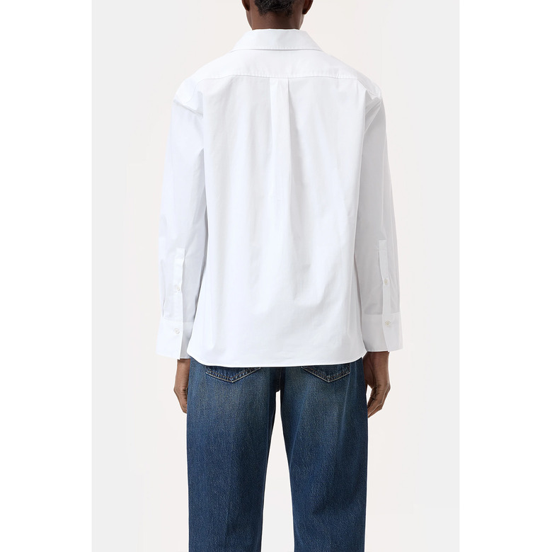 Closed blouse wit 3