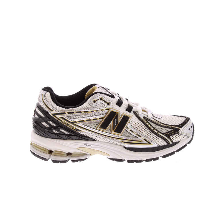 New Balance sneakers silver